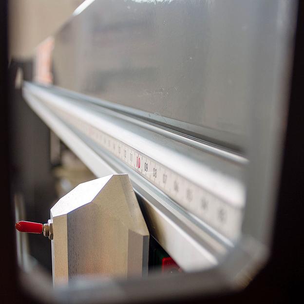 Станок для резки рулонных материалов с перемоткой 1400 фото 9