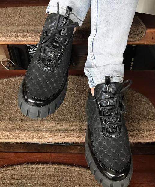 Кроссовки кожаные BuzShoes черные каретная стяжка ОПТ фото 4