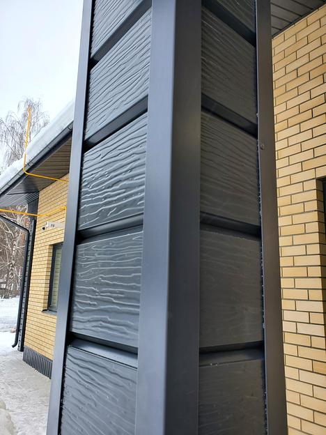 Металлический сайдинг «Евробрус с тиснением» цвет RAL 7024 фото 5