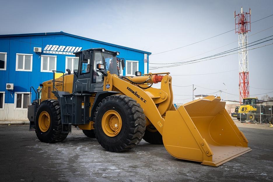 Фронтальный погрузчик «Lonking LG863N» фото 1