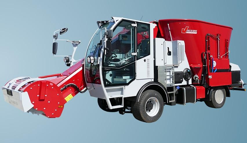 Самоходный кормосмеситель Maximus фото 1