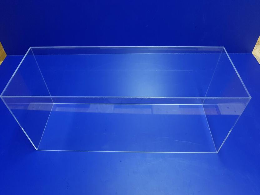 Короб – колпак из оргстекла для макета ледокола. фото 3