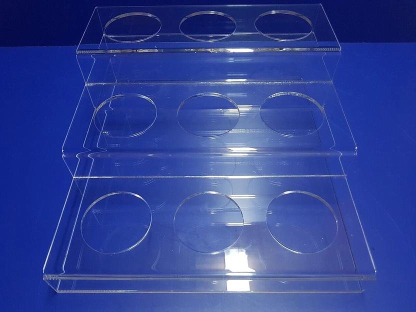 Горка – витрина из оргстекла для бутылок с вином. фото 3