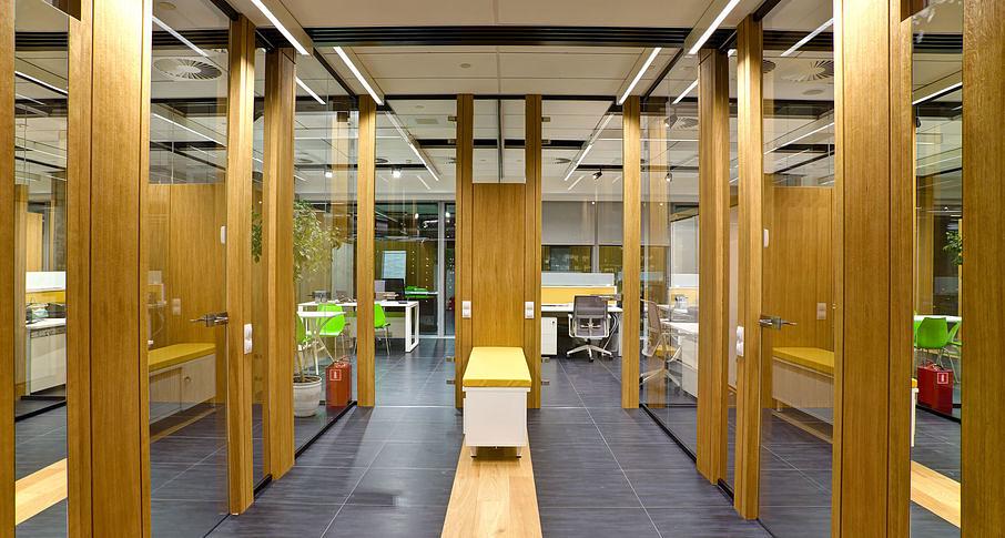 Двери NAYADA цельностеклянные под заказ фото 7