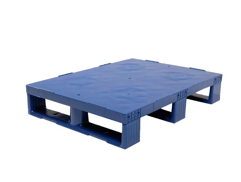 Пластиковый паллет 800x600x150 сплошной на трех полозьях фото 1
