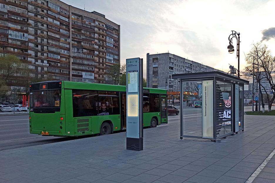 Остановочный павильон DMA-1911 со стелой фото 4