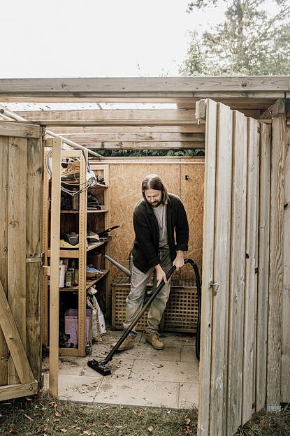 Строительный пылесос Karcher WD 5 S V-25/5/22 1100Вт (уборка: сухая/сбор воды) желтый фото 10