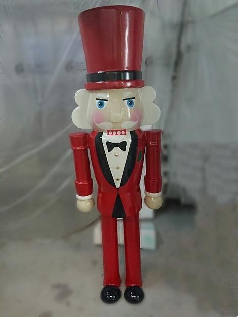 Фигура из стеклопластика «Щелкунчик» фото 1