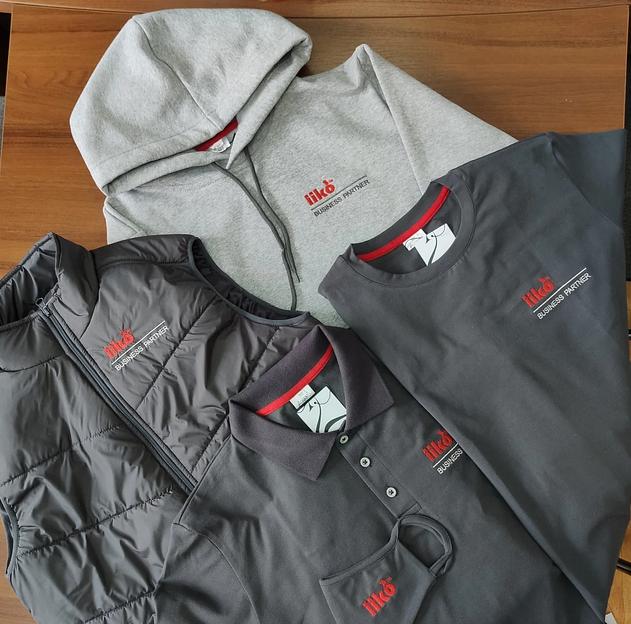 Пошив и изготовление униформы для персонала  фото 1