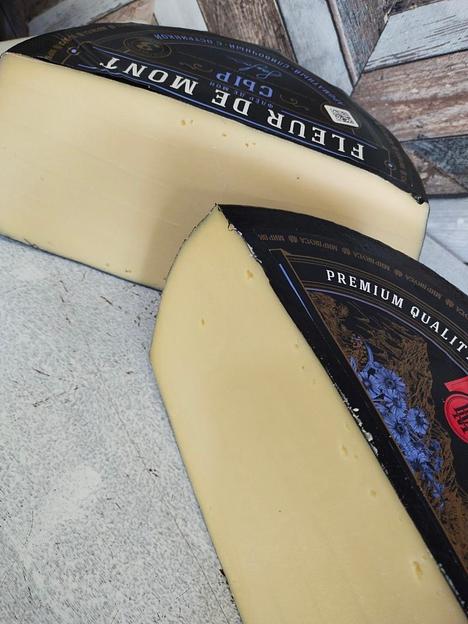 Сыр «Флёр де Мон» 50 % круг фото 2