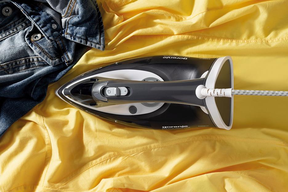 Утюг Gorenje SIH2200DGT 2200Вт черный/белый фото 3