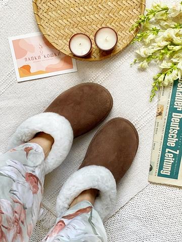 Чуни из натуральной овчины жемчужные с замшевым верхом фото 2