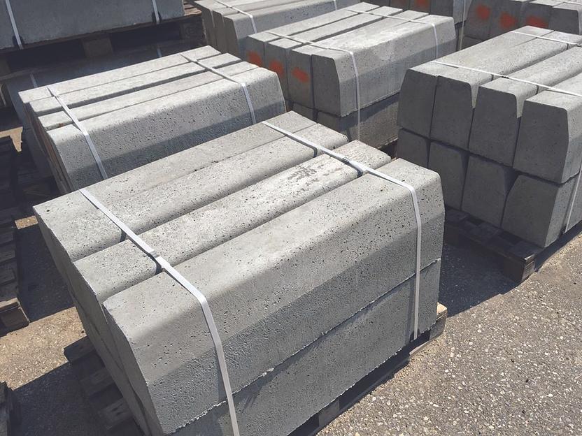 Камни бортовые — ГОСТ 6665-91 БР100.30.15 (1.0×0.15×0.30) опт фото 1