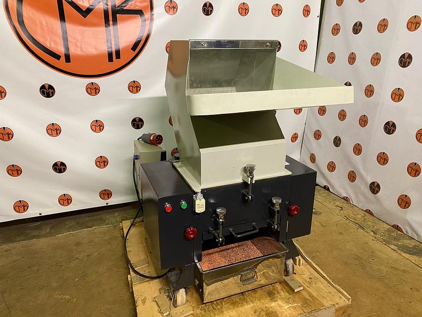 Дробилка для пластика PC-400 фото 1