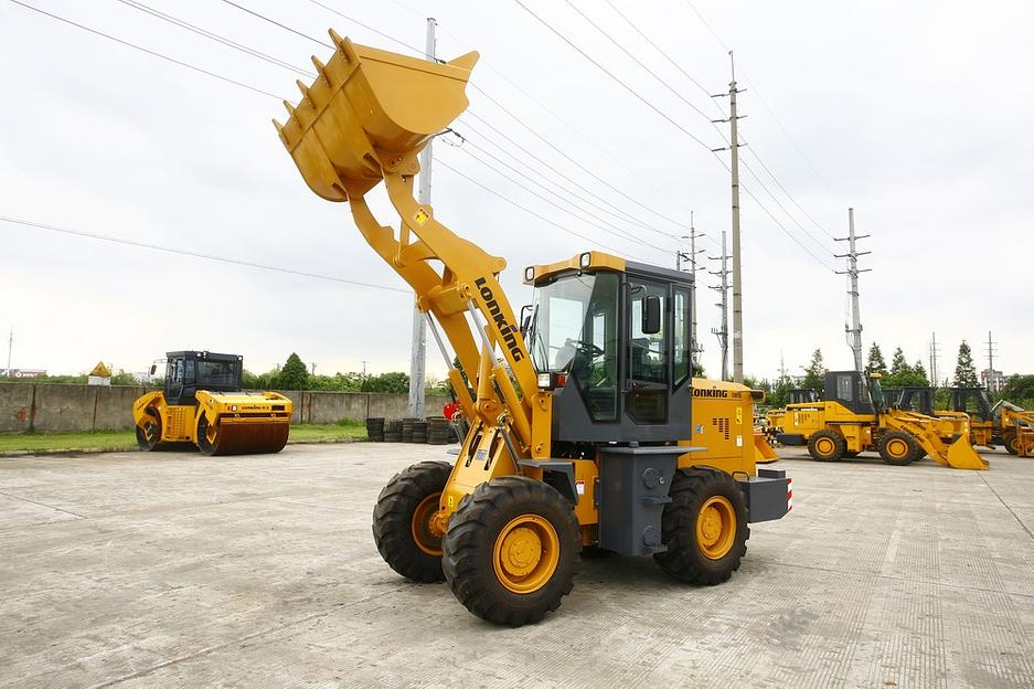 Фронтальный погрузчик «Lonking CDM816D» фото 1