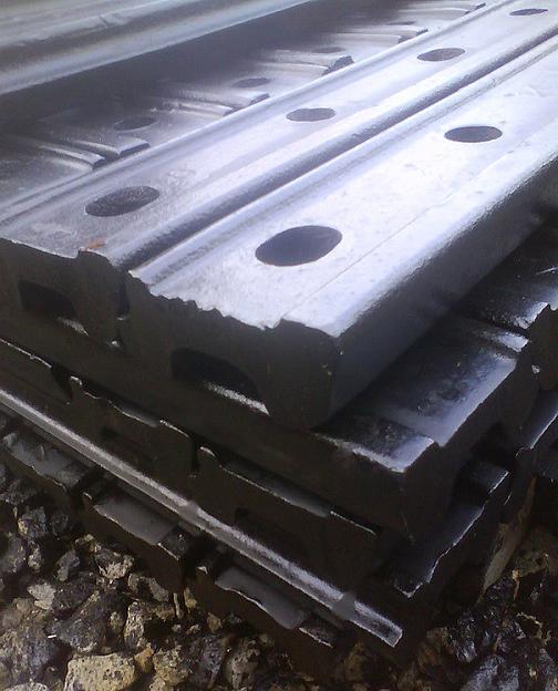 Стыковые железнодорожные накладки для соединения рельс Р 50 фото 1