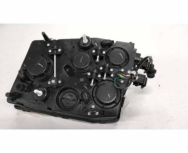 Фара передняя левая SHAANXI Х3000 светодиодная DZ97189723251 UltraStar фото 3