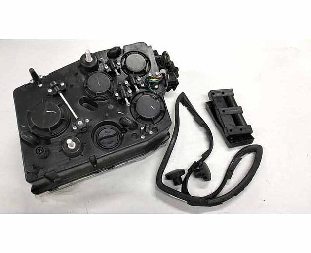 Фара передняя левая SHAANXI Х3000 светодиодная DZ97189723251 UltraStar фото 4