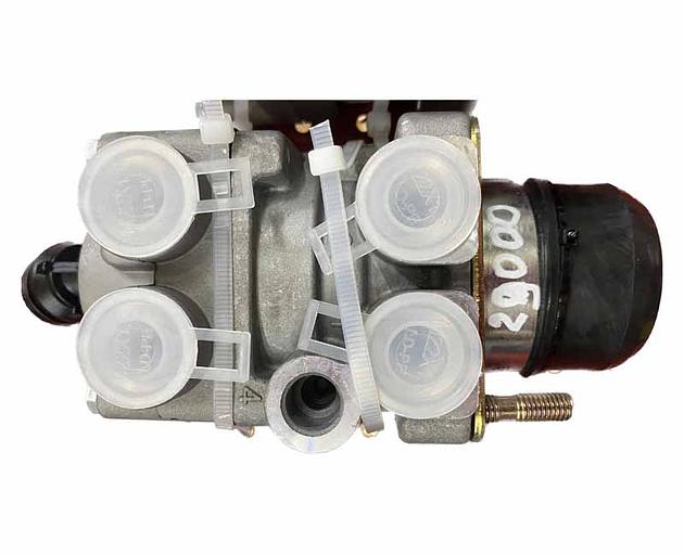 Главный тормозной кран SHAANXI DZ9100360080 фото 1