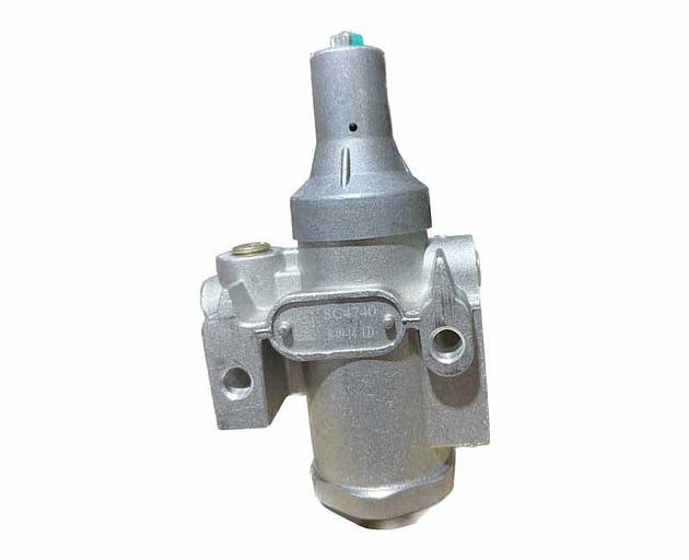 Transmission control valve (reducing) SHAANXI A-C03002 фото 1