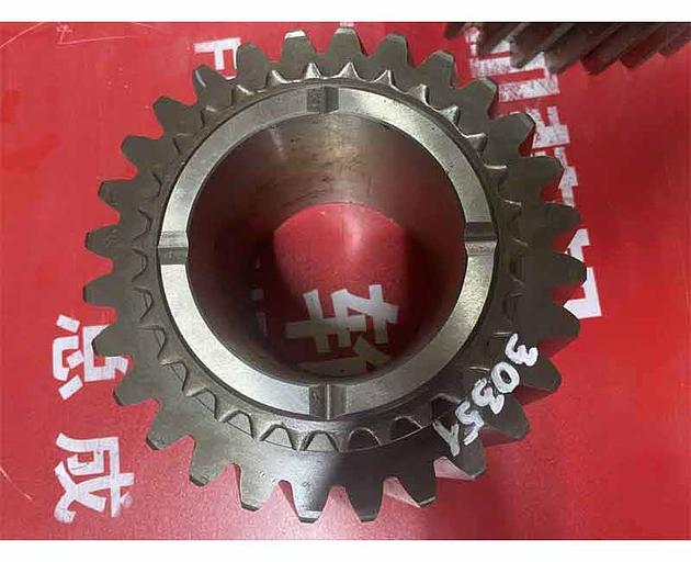 Шестерня ведущая внутр. диаметр 90 ZQC 2000-57K L753020700 фото 1
