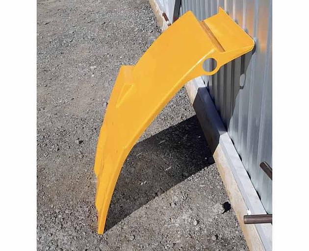 Брызговик в сборе правый оранжевый Х3000 DZ13241230792-106 фото 2