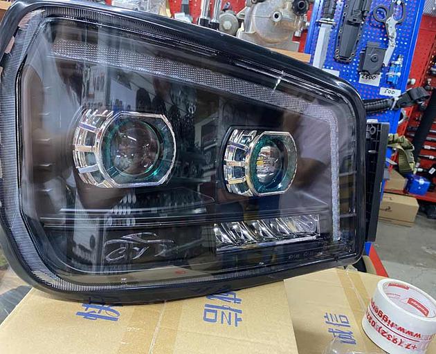 Алдыңғы оң жақ фара SHAANXI X3000 DZ96189722120 TiggerPart фото 1