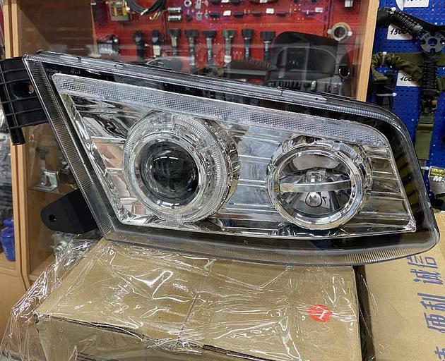 Фара передняя левая HOWO SITRAK C7H 812W25101-6001 TiggerPart фото 1