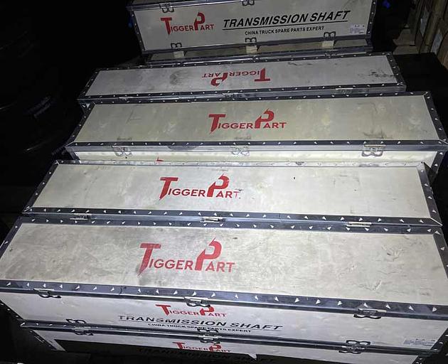 Вал карданный 6x6 SHAANXI X3000 L920 (крестовина.68) фланец ф180 4 отв. DZ9114315092 TiggerPart фото 2