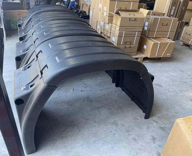 Set of rear fenders for tractor on one wheel SHAANXI SITRAK 1С31187 фото 4