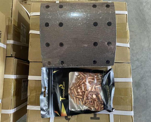 Накладка тормозная задняя нижняя FAW J6 3502407-A6E TiggerPart фото 1