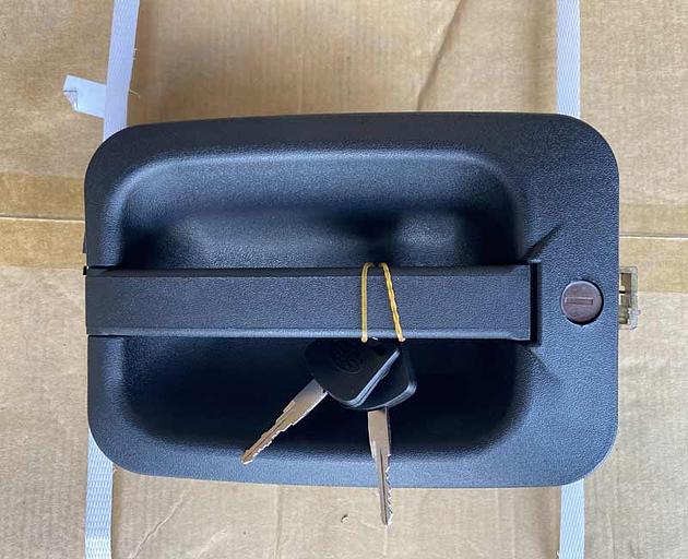 Ручка двери наружняя левая FAW J6 6105105-A01 фото 1