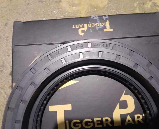 Сальник редуктора заднего моста FAW 95x152x12/24.3 2402055-A0E TiggerPart фото 2