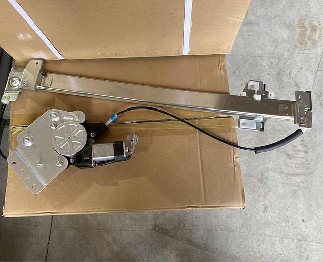 Window regulator FAW J6 right 6104020AA01 фото 1