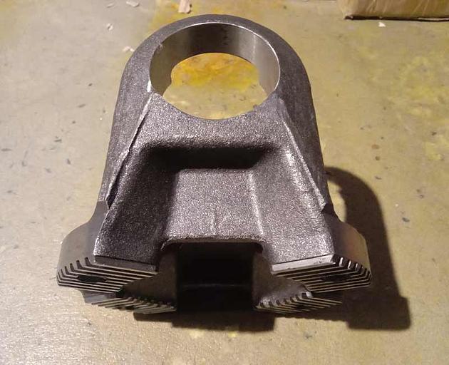 Фланец карданного вала D180mm 4 отверстия, под крест. d-68 (внутренние стопора) 1С31211 TiggerPart фото 2