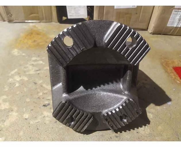 Cardan shaft flange D180mm 4 holes, cross. d-68 (external stops) 1С31212 TiggerPart фото 2