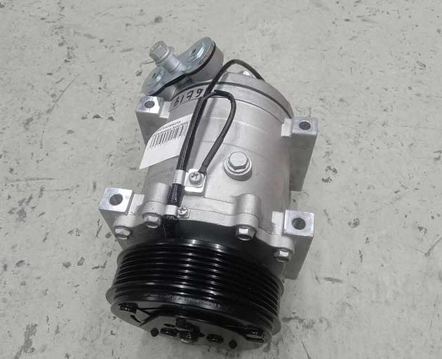 Компрессор кондиционера SHACMAN X3000 DZ15221840303 фото 1