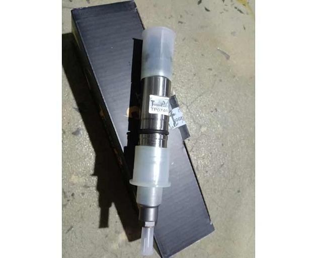 Fuel injector FAW J6 1112010-M10-000 TiggerPart фото 1