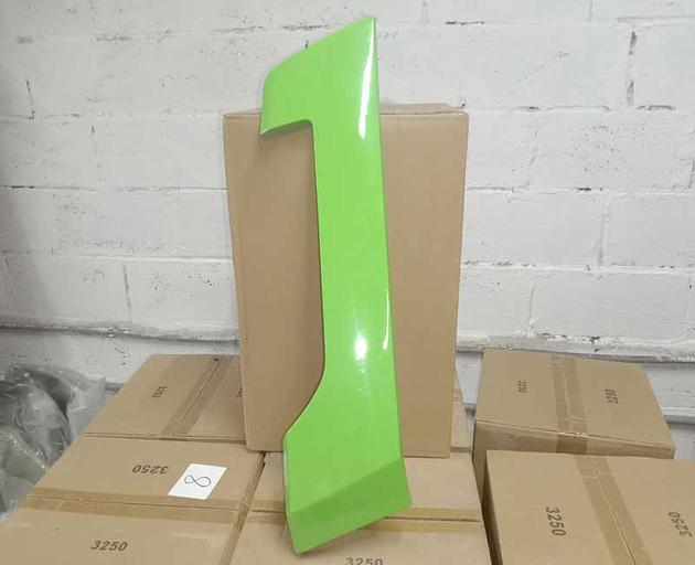 Накладка капота левая Зеленая SHACMAN X5000 X3000 рестайлинг DZ14251110537 фото 1