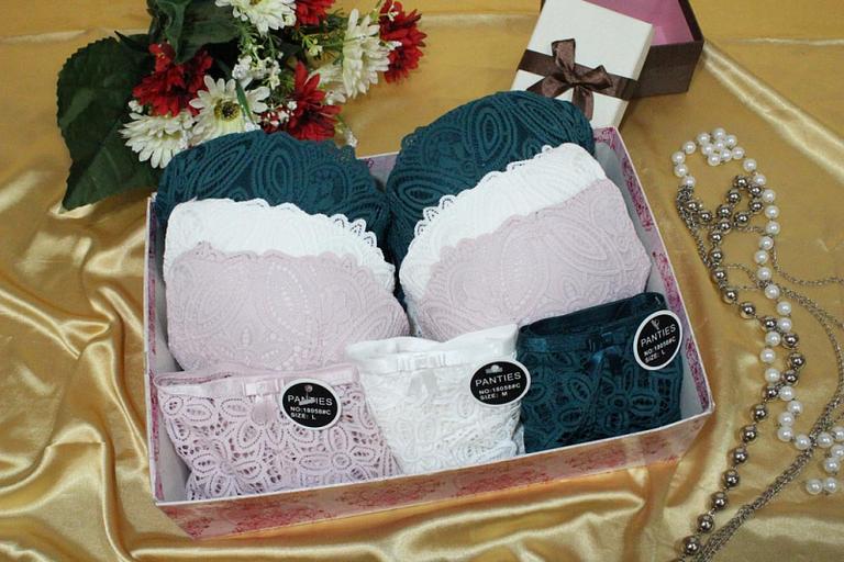 Underwear set: bra No. 3 PUSH UP and panties, size 42-48 Art. 18058 (75-90) thin foam rubber (k.11305) фото 3