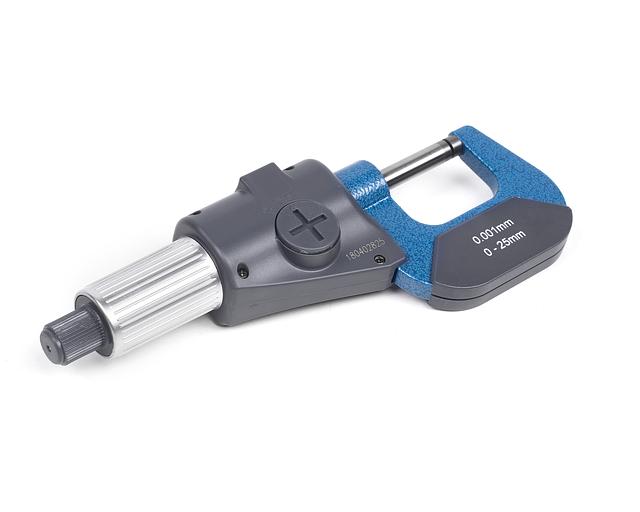 Микрометр гладкий МКЦ- 25 0,001 электр. 2-кн. IP54 ЧИЗ с поверкой фото 2