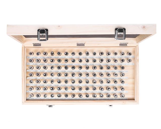 Набор гл. калибров 10,01-11,00 +/-0,001 шаг 0,01 100шт ЧИЗ с поверкой фото 1