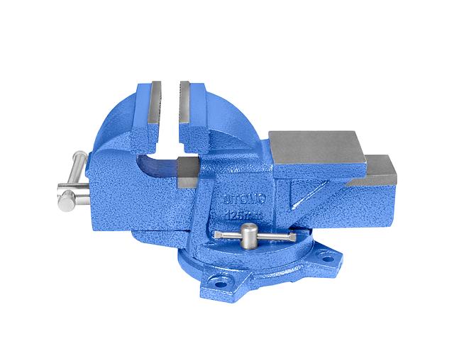 Тиски слесарные ТСЧ-125 поворотные облегченные с наковальней SIT с поверкой фото 1