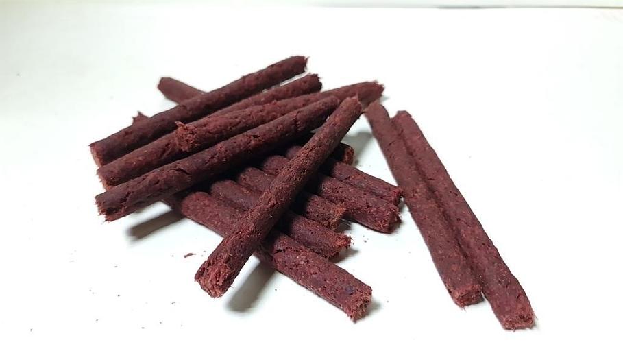 Лакомство для собак «Колбаски с лосятиной и карельской рябинкой» 100 г, опт фото 2