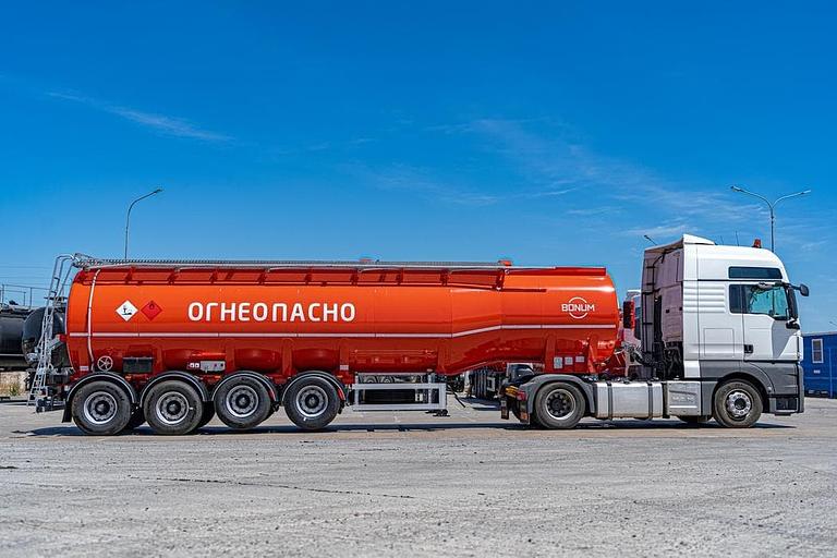 Нефтевоз 32 м³ без термоизоляции 914221-02 фото 5