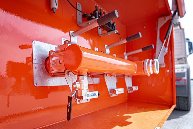 Бензовоз 30 м³ трёхосный 914210 фото 9