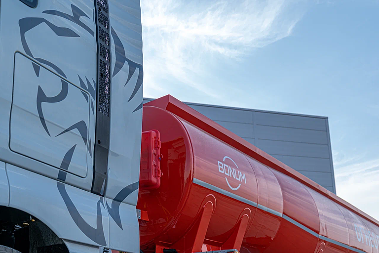 Бензовоз 28 м³ трёхосный 914210 фото 5