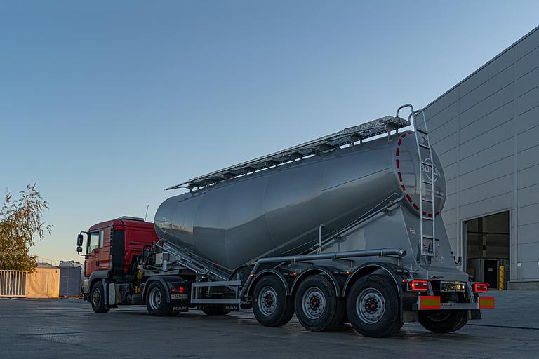 Цементовоз 28 м³ 914230 фото 5