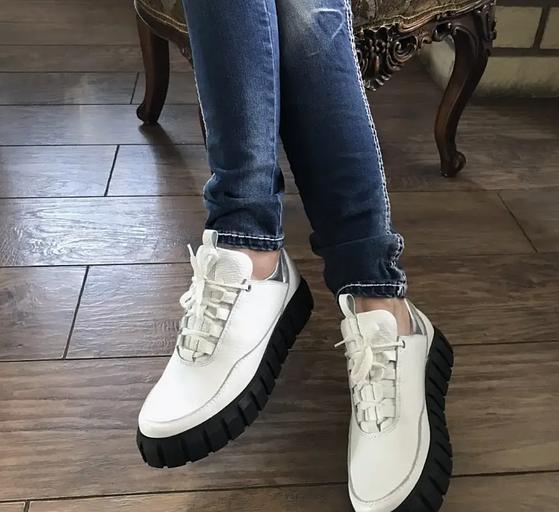 Кроссовки кожаные BuzShoes на толстой подошве ОПТ фото 1