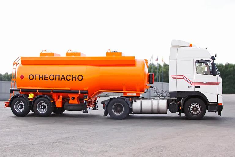 Услуга по перевозке дизельного топлива и бензина с НПЗ по России фото 1